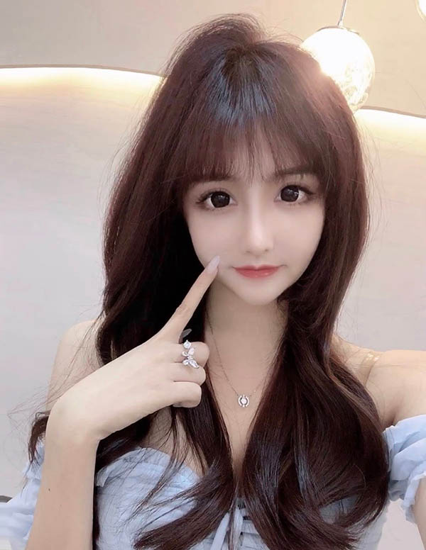 旧金山外围女经纪人