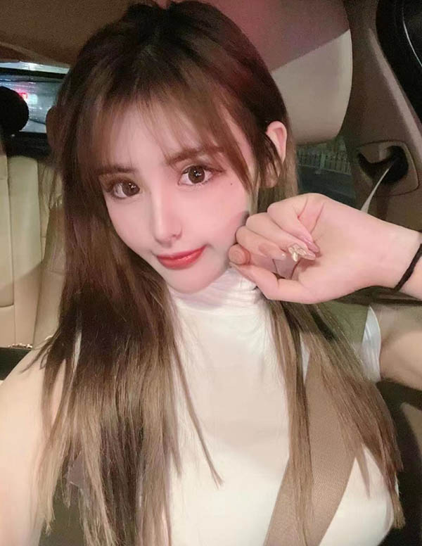 温哥华预约高端模特