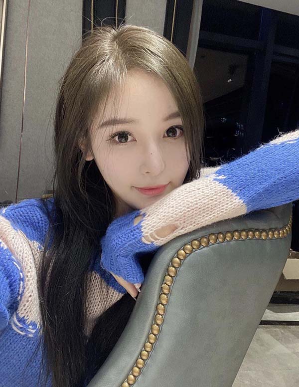 温哥华外围留学生